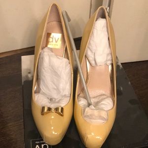 BRAND NEW DV by Dolce Vita Bunny Blush patent